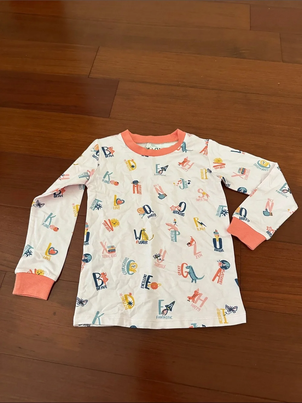 NWOT Girls White Letter-Print Pajama Set with Coral Trim